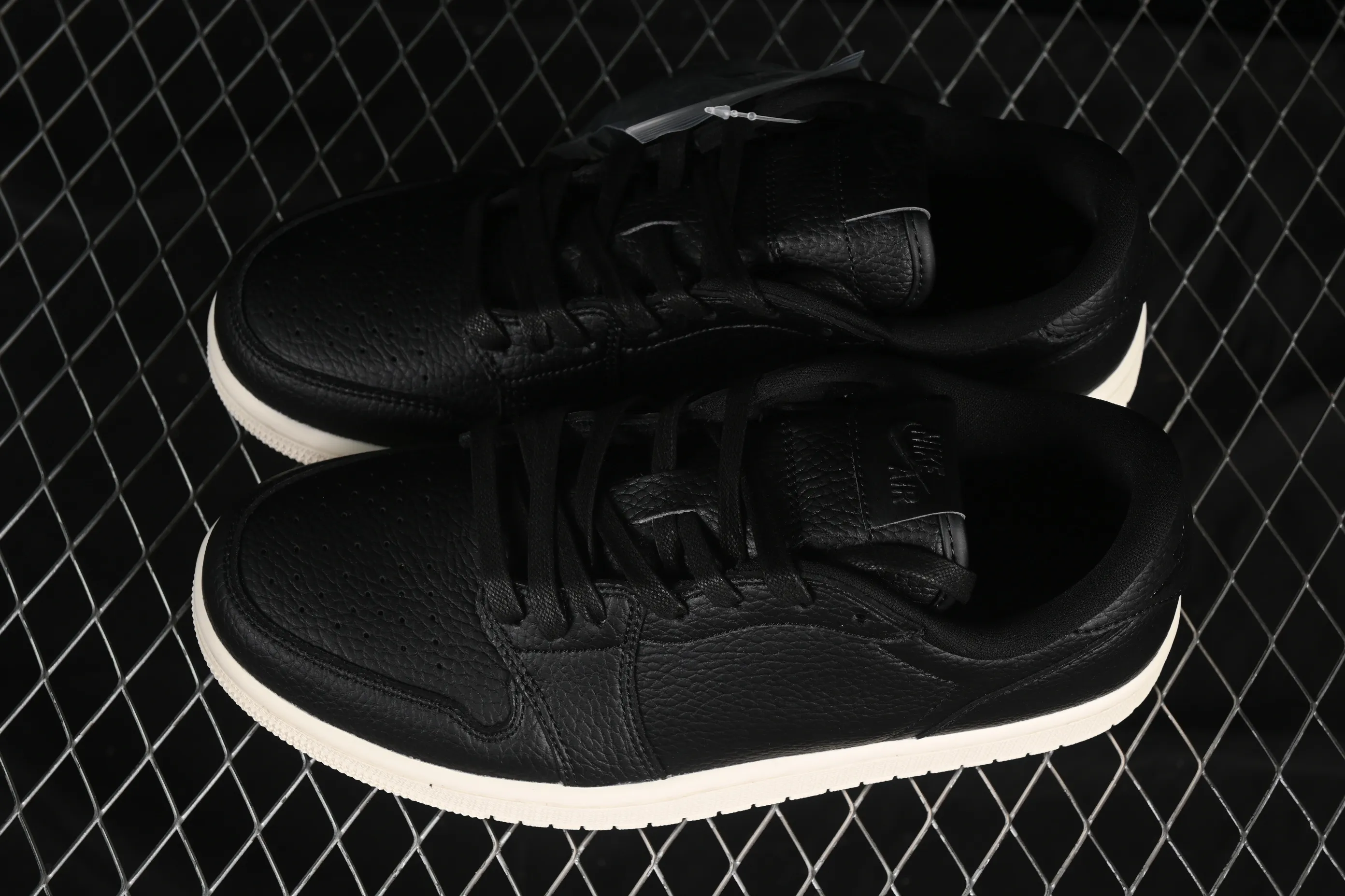 All categories Air Jordan Jordan series basketball shoes Air Jordan 1 Low Air Jordan 1 Low "Black Sail" AJ1 Joe 1 solid color low-top retro culture basketball shoes 848775-005